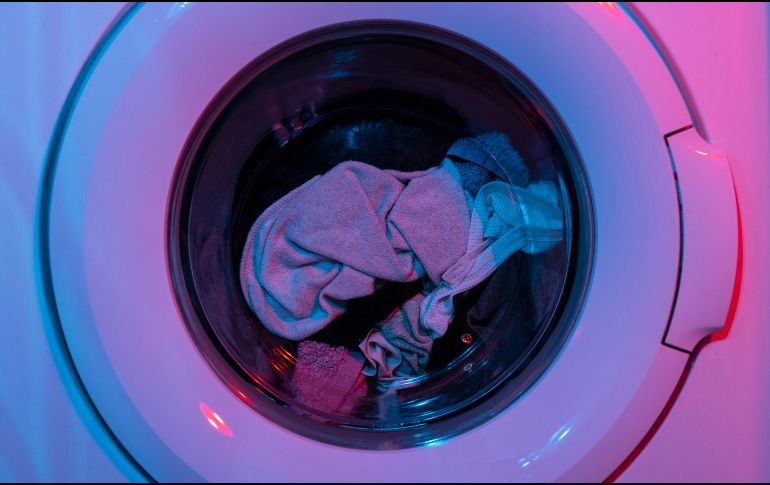 Además, antes de utilizar cualquier producto de limpieza, es importante revisar las instrucciones específicas del fabricante. UNSPLASH