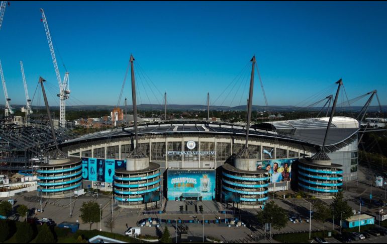 La sanción más temida y que sobrevuela con fuerza sobre el Etihad Stadium es el descenso administrativo de categoría. EFE.