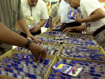 El interés de los coleccionistas ha convertido ejemplares producidos hace décadas en auténticas piezas de culto. AP/Archivo