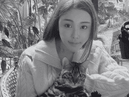 Originaria de Hong Kong, Choi tenía 28 años, era madre de cuatro hijos y llevaba una vida pública vinculada con la moda y las redes sociales. AP/ARCHIVO