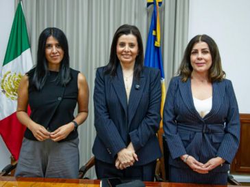 La diputada Adriana Medina enfatizó que uno de los mayores beneficios que esta reforma aportará es certeza para cualquier jalisciense que necesite contratar un servicio de seguridad privada. ESPECIAL