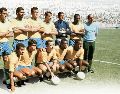 Brasil. El equipo liderado por figuras como Pelé, Jairzinho, Rivelino, Tostao, Gerson, Carlos Alberto, entre otros, enamoró a la Perla Tapatía, que durante el Mundial de 1970 se volcó enteramente hacia los eventuales campeones del mundo. ESPECIAL