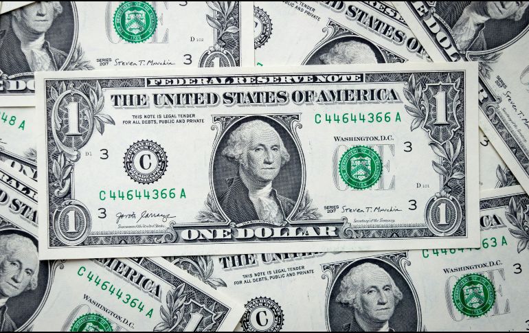 Según datos del Banco de México, el tipo de cambio FIX se ubica este 1 de octubre en 18.0692 pesos. UNSPLASH / L. Radziejewski