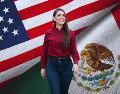 La senadora salió en defensa de su nacionalidad mexicana y aseguró que su interés es servir y representar al pueblo nayarita. FACEBOOK / Jasmin Bugarin