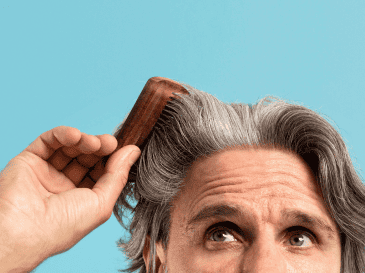 La aplicación excesiva de químicos en el cabello es dañino para los folículos pilosos e, irónicamente, puede contribuir a la formación de canas. MAGNIFIC