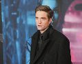 Robert Pattinson retoma su papel como Bruce Wayne/Batman en “The Batman II”, actualmente en pausa. AFP