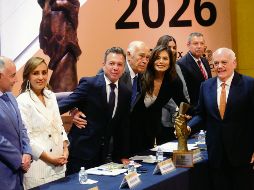 Horacio Fernández Castillo recibió el reconocimiento como benefactor social. ESPECIAL
