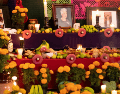 La composición del altar puede cambiar de una familia a otra, pero existen elementos que se han convertido en parte esencial de la tradición. ESPECIAL/Canva