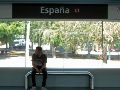 La mañana de este jueves policías estatales colocaran vallas metálicas en la estación España sobre la avenida Colón y Jaime Torres Bodet a la altura de la colonia El Sauz. EL INFORMADOR/ ARCHIVO