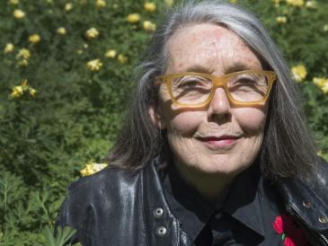 Anne Carson recibe el máximo galardón literario por una obra que combina poesía, ensayo y ficción. AFP/ARCHIVO.