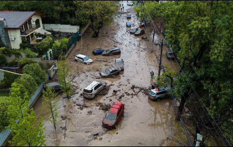 La emergencia ha escalado rápidamente, obligando a las autoridades a tomar medidas preventivas adicionales en toda la capital. EFE/J. Torres
