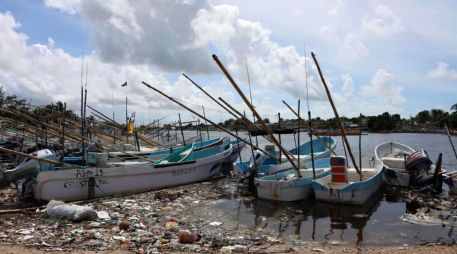 Las costas mexicanas se preparan ante el embate de los huracanes 