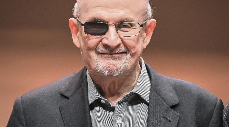Salman Rushdie, fotografiado en Brandeburgo en marzo de 2026. AFP