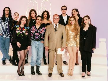El elenco principal esta compuesto por Sebastián Poza, Macarena García, Luis de la Rosa, Andrea Chaparro, Edu Maruri, Clara Dalmao, Sol Wainer, Iker Solano, el actor invitado y Jesusa Ochoa. CORTESÍA/ TelevisaUnivision