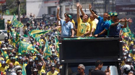 El ultraderechista Bolsonaro, y ganador de la primera vuelta, visitó el estado de Río de Janeiro. EFE / A. LACERDA