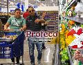 En este supermercado encuentras los precios más altos de todo el estado para adquirir la Canasta Básica; se encuentra en Guadalajara. EL INFORMADOR / ARCHIVO