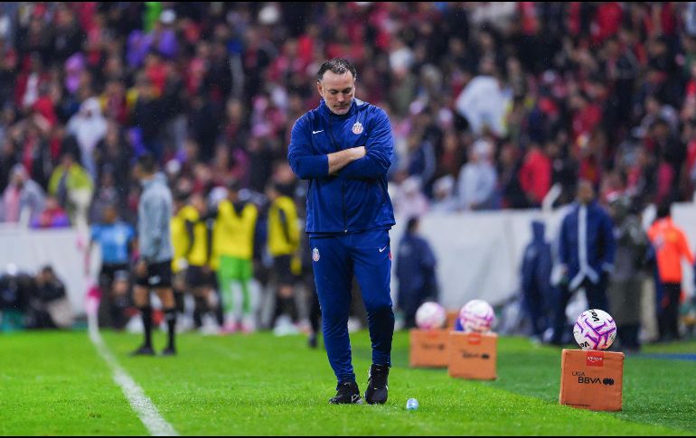 GABRIEL MILITO. Ante una seguidilla de partidos sin ganar, el propio director técnico del Guadalajara explicó los motivos por los que su equipo no ha podido establecer condiciones para quedarse con los tres puntos. IMAGO7