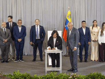 Al término de sus reuniones diplomáticas en Washington, Dinorah Figuera confirmó a medios internacionales que la delegación opositora cuenta con "todo el respaldo" de la Casa Blanca para el proceso de reinstitucionalización del país. EFE/ARCHIVO