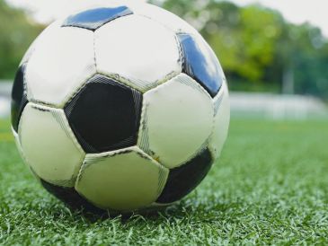 El Mundial Sub-17 Femenil está de regreso, ahora en su décima edición. ESPECIAL / CANVA