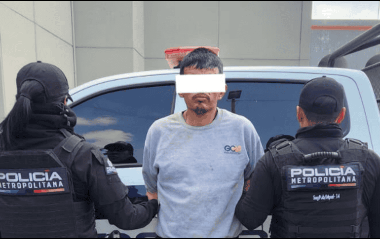 Los detenidos fueron identificados como Antelmo “N”, de 52 años; Julio “N”, de 21, y Juan Carlos “N”, de 38. Los tres quedaron a disposición del Ministerio Público para continuar con las investigaciones. ESPECIAL / Policía Metropolitana