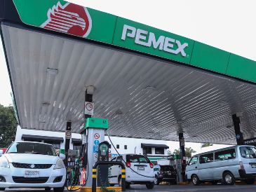 La ratificación ocurre en un contexto en el que Pemex registra una reducción de sus pasivos, pero mantiene una estrecha dependencia del apoyo financiero del Gobierno. EL INFORMADOR / ARCHIVO