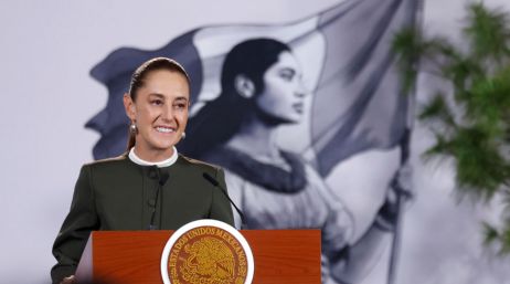 Sheinbaum atribuyó parte de las deficiencias en el IMSS a procedimientos que llevan hasta 60 años sin modernizarse. EFE/S. Gutiérrez