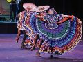 El Ballet Folclórico de Guadalajara conmemora su trayectoria con 60 bailarines, música en vivo y estampas de cinco Estados. ESPECIAL