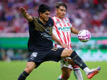 Chivas ha perdido contundencia en la temporada entre bajas por lesión y distintos factores futbolísticos. IMAGO7