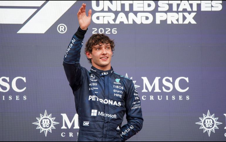 Kimi Antonelli podría conquistar su primer título de Fórmula 1 en el Gran Premio de México y convertirse en el campeón más joven de la historia. EFE/D. SAFRANEK.