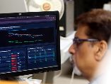 Al interior del mercado mexicano, añadió, resaltaron las pérdidas de las emisoras Chedraui, Volaris, Femsa, Coca-Cola Femsa e Industrias Peñoles. EFE/R. Khan