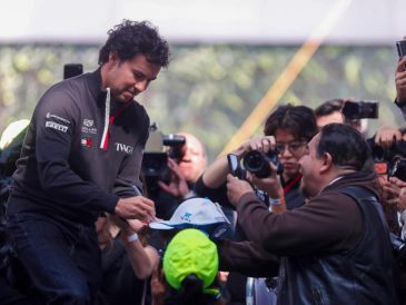 El mexicano vuelve a la Ciudad de México lejos de las expectativas de victoria o podio, pero con la tranquilidad de estar en otra etapa de su carrera. EFE / I. ESQUIVEL