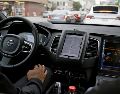 Los choferes no verificados pueden recurrir a cuentas duplicadas para eludir exámenes psicométricos o antecedentes penales. AP/ARCHIVO