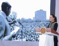 Sheinbaum adelantó que el Gobierno de México le organizará un homenaje a Cuauhtémoc Cárdenas, pero necesitan ponerse de acuerdo con la familia. SUN/F. Rojas