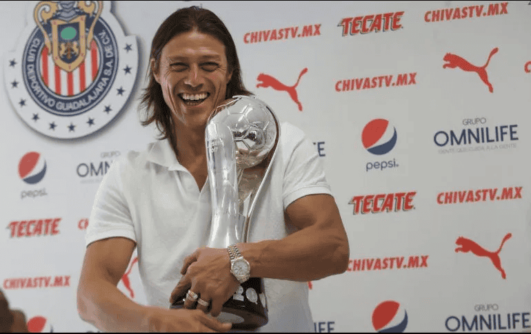  Matías Almeyda dirigió a Chivas de 2015 a 2018, y se ha convertido en uno de los directores técnicos más queridos por los fans del Rebaño Sagrado. EL INFORMADOR/ ARCHIVO