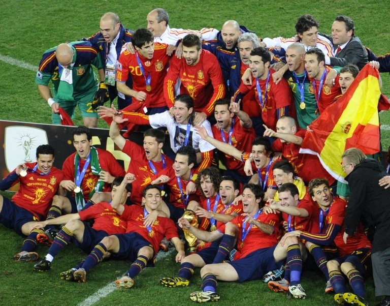 España se proclamó campeona de un torneo al que solía llegar como favorita. AFP / ARCHIVO