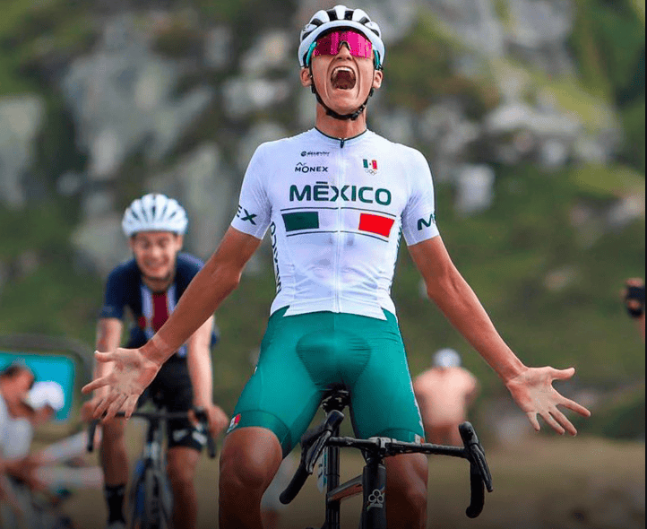 &nbsp;Isaac del Toro, ciclista de ruta reconocido a nivel internacional. X / @conadeoficial